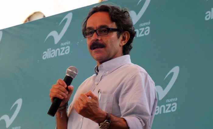 Asegura Quadri que paisanos pueden impulsar desarrollo en México Asegura Quadri que paisanos pueden impulsar desarrollo en México