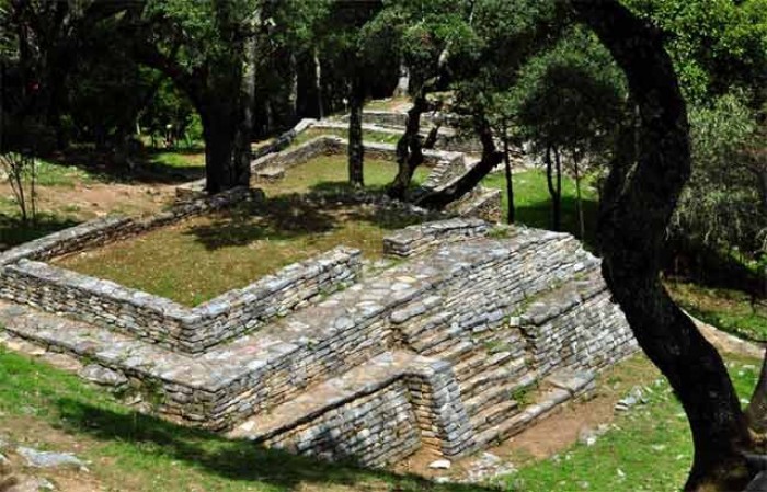 Descubren inhumaciones de al menos mil años de antigüedad