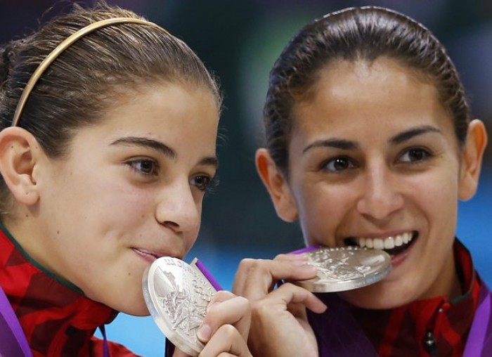 Paola y Alejandra dan a México Segunda Plata en Clavados Sincronizados 10m. Paola y Alejandra dan a México Segunda Plata en Clavados Sincronizados 10m.