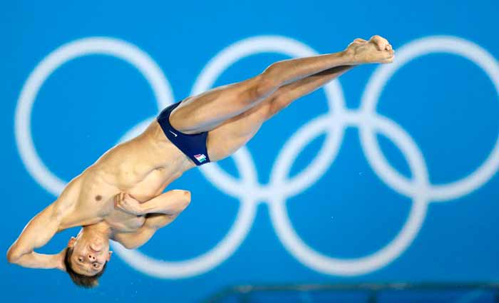Germán Sánchez e Iván García no se complicaron en su actuación para estar en la semifinal del torneo de clavados desde la plataforma de 10 metros de los Juegos Olímpicos de Londres 2012, tras superar la ronda eliminatoria