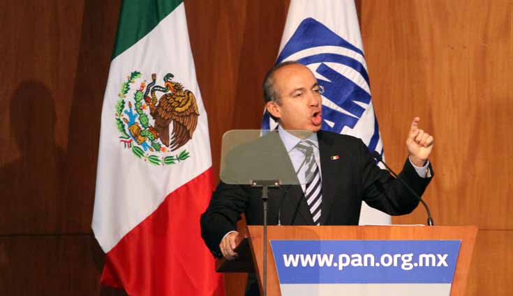 Llama Calderón a la unidad y refundación de Acción Nacional