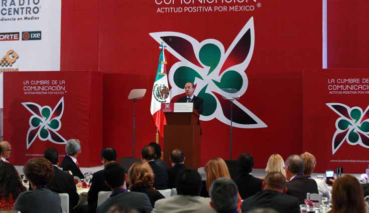 Desea Calderón éxito `a quienes vienen en lugar de nosotros`