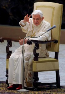 Designa Papa a mexicanos auditores en Cumbre de Obispos