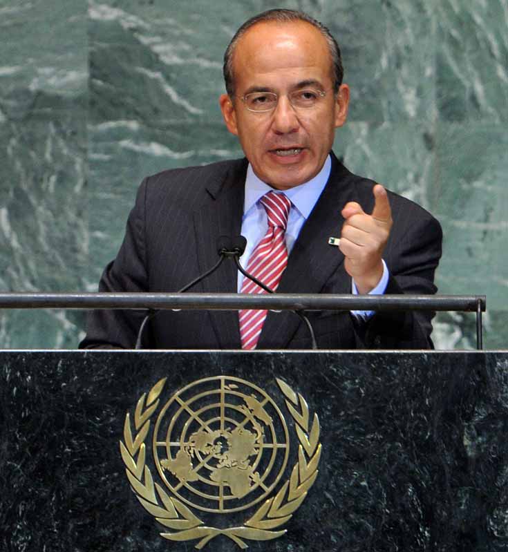 Recrimina Calderón en la ONU venta indiscriminada de armas Recrimina Calderón en la ONU venta indiscriminada de armas