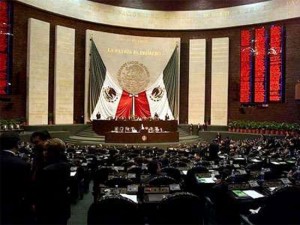 Plantean autoevaluación para legisladores