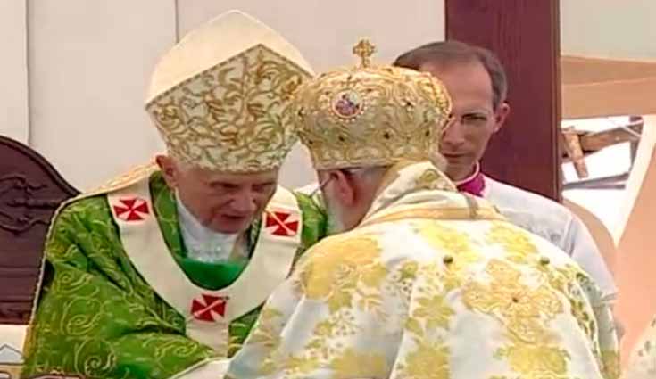 Celebra Papa misa ante 500 mil en Líbano Celebra Papa misa ante 500 mil en Líbano