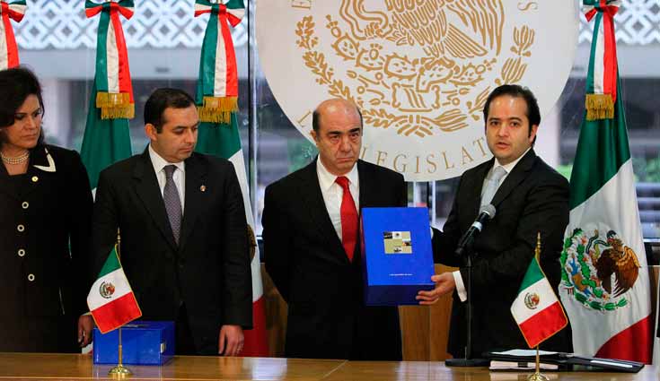 Prioridad, erradicar pobreza extrema: Calderón Prioridad, erradicar pobreza extrema: Calderón