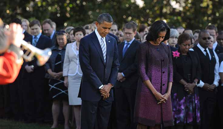 Guardan un minuto de silencio por víctimas del 11-S