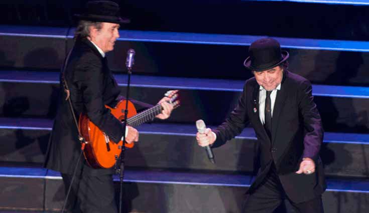 Contraatacan Sabina y Serrat con su música en el Auditorio Nacional Contraatacan Sabina y Serrat con su música en el Auditorio Nacional