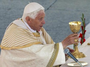 Proclama Benedicto XVI a siete nuevos santos