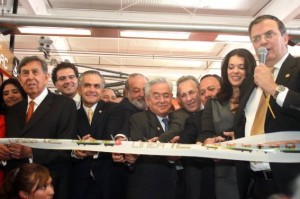 Inauguran Calderón y Ebrard Línea 12 del Metro