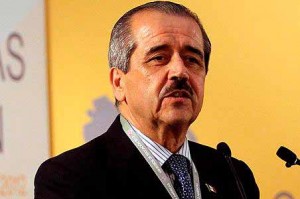 Maestros deficientes, mas no reprobados: SEP