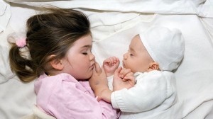 El sueño regula el comportamiento emocional de los niños en el día