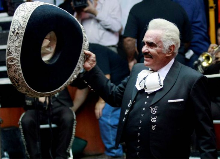 Vicente Fernández dice adiós a los conciertos en palenques