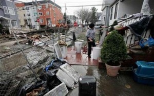 Calculan en 50 mil mdd daños por Sandy en EEUU