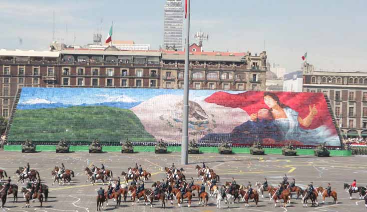 Presencia Felipe Calderón desfile de la Revolución Mexicana Presencia Felipe Calderón desfile de la Revolución Mexicana