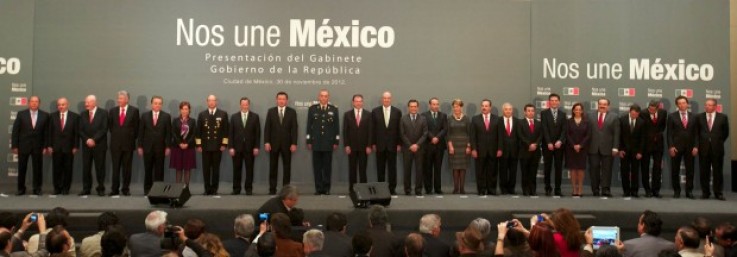 Anuncian a integrantes de gabinete legal de Enrique Peña Nieto
