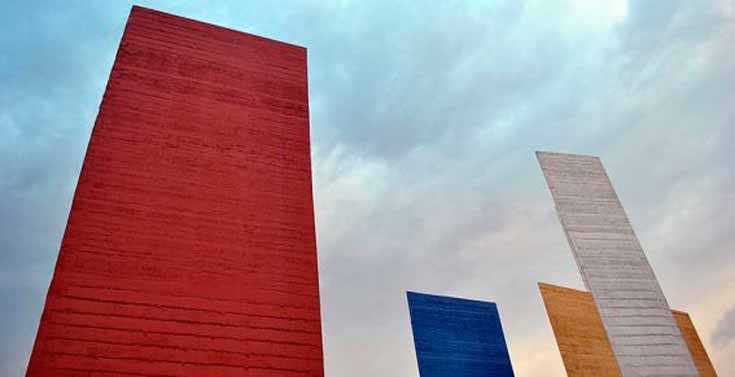 Las Torres de Satélite serán declaradas monumento artístico Las Torres de Satélite serán declaradas monumento artístico