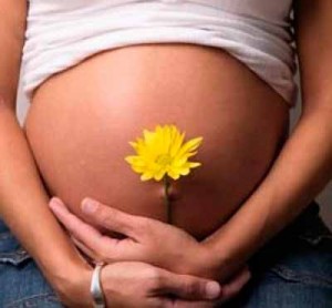 Acido fólico reduce 70% malformaciones en recién nacidos