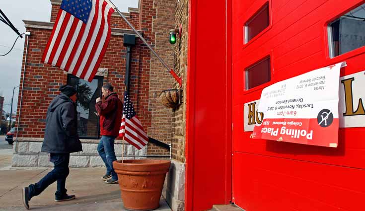 Duelo en casillas con final de fotografía en elecciones de EEUU Duelo en casillas con final de fotografía en elecciones de EEUU