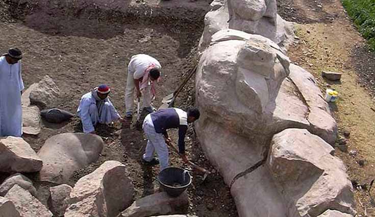 Hallan estatua de faraón del Imperio Nuevo en Luxor Hallan estatua de faraón del Imperio Nuevo en Luxor