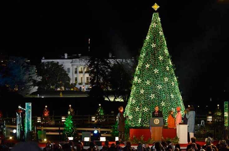 Enciende familia Obama árbol de Navidad en Casa Blanca Enciende familia Obama árbol de Navidad en Casa Blanca