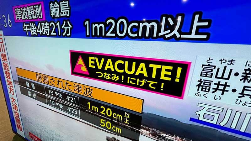 Japón emite alertas de tsunamis tras serie de potentes sismos