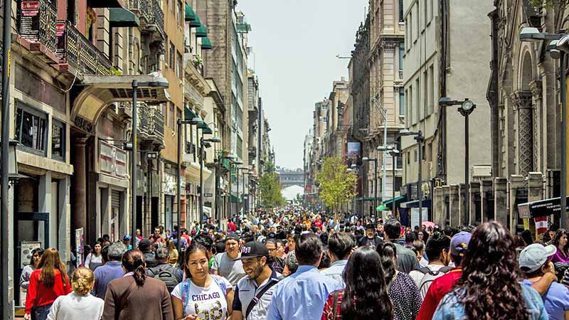 Andres Manuel López Obrador, no solo es el Presidente de Mexico...