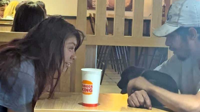 México, candil de la calle, oscuridad de su casa