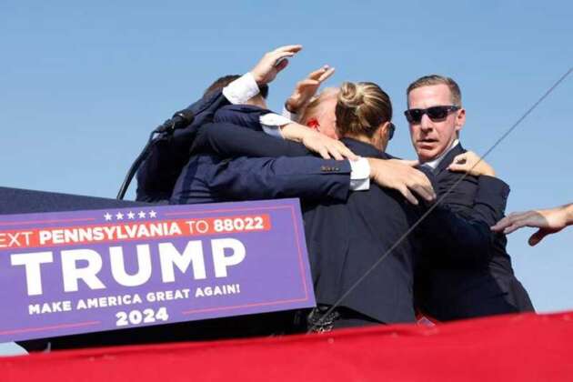 Evacuan a Trump de mitin en Pensylvania tras escucharse disparos