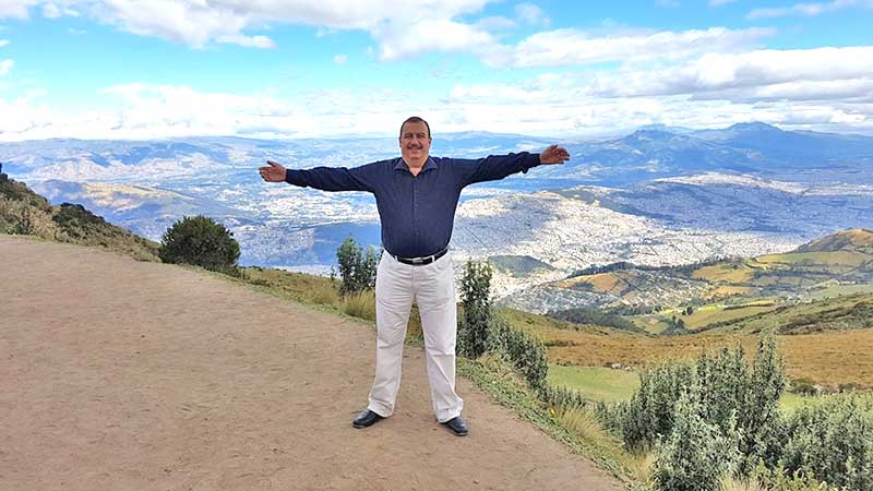 Padre amado: Permítenos vivir con ilusión y alegría, en este México Hermoso