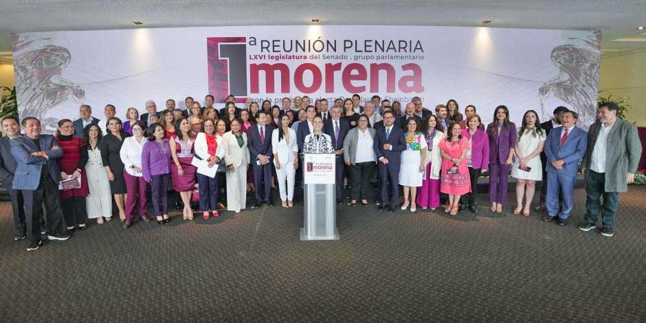 Claudia Sheinbaum celebra bancada histórica de Morena con 66 senadores y senadoras