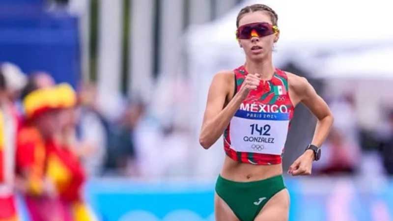 Palma y González finalizan en quinto lugar en maratón de caminata