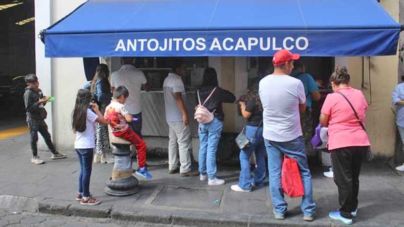Antojitos Acapulco, los tradicionales molotes 'de la 5' desde 1962 | Clásicos Poblanos
