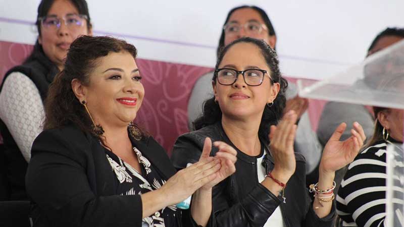 clara brugada en su gira de agra