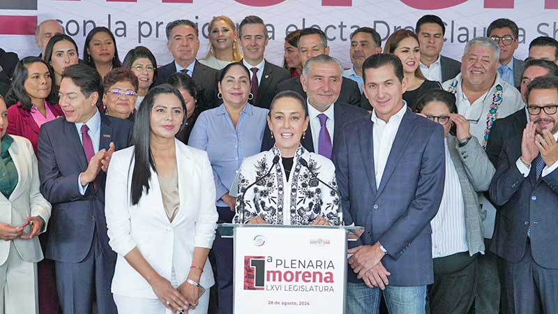 Claudia Sheinbaum celebra bancada histórica de Morena con 66 senadores y senadoras