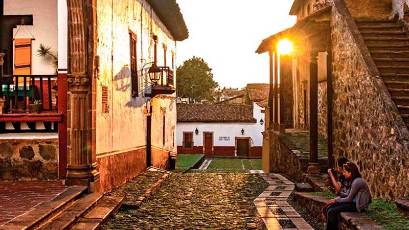 Padre amado: Permítenos vivir con ilusión y alegría, en este México Hermoso