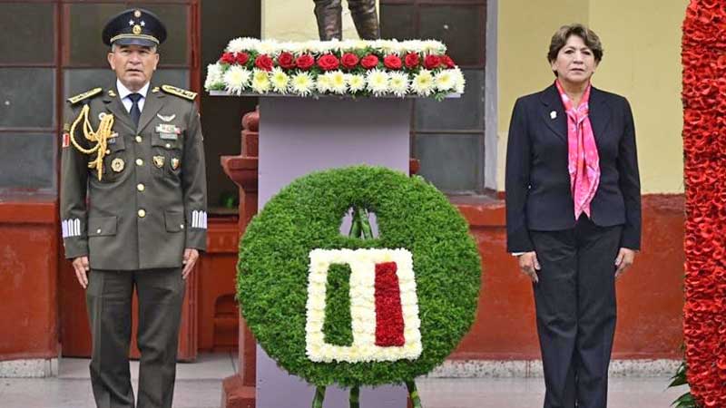 Gobernadora Delfina Gómez Álvarez encabeza Guardia de Honor Conmemorativa por el CCXIV Aniversario del Inicio de la Independencia de México