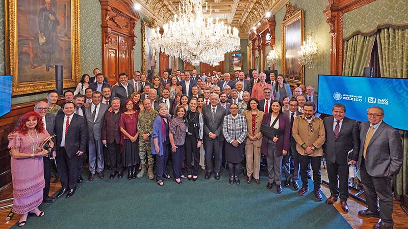 AMLO y Sheinbaum revisan con gobernadores avances del programa IMSS-Bienestar
