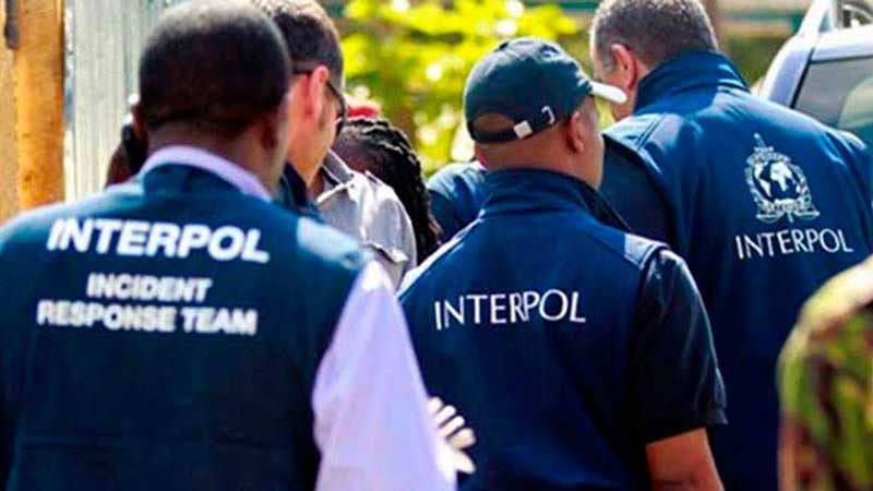 interpol acuerda reforzar cooper