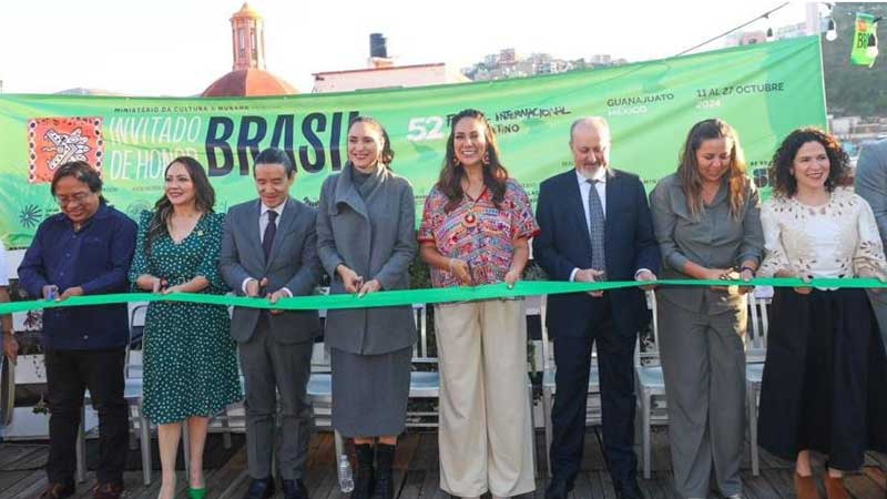 Gobernadora Libia Dennise inaugura el Programa de Artes Visuales de Guanajuato en el FIC