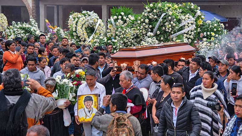 funeral del sacerdote marcelo pe