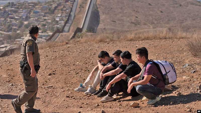 Solicitantes de asilo llegan a nuevos extremos en México tras las medidas fronterizas de Trump