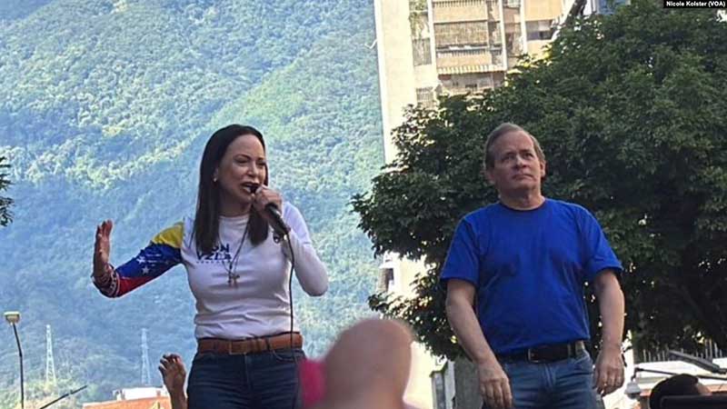 'Seguimos dando la pelea': Opositores en Venezuela dicen trabajar en la clandestinidad y con astucia