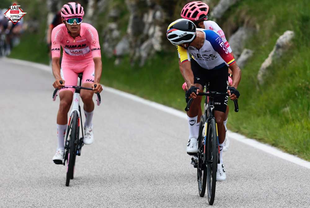 Isaac del Toro no pierde ritmo ni el liderato del Giro de Italia