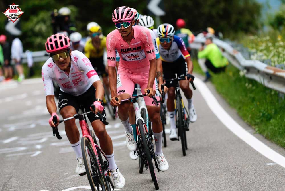 Isaac del Toro no pierde ritmo ni el liderato del Giro de Italia