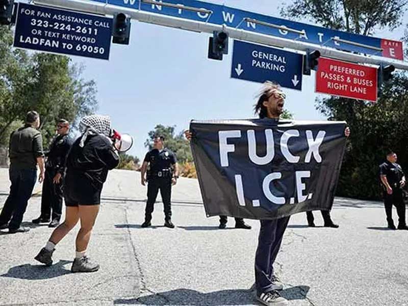Impiden entrada de ICE al Dodger Stadium