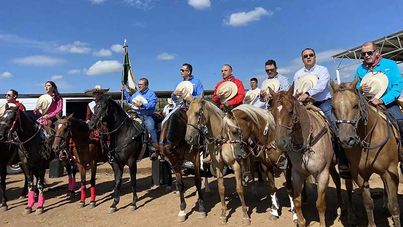 Arranca la Gran Cabalgata Villista 2025 desde el Lienzo Charro 'Misión de Guadalupe' en Parral