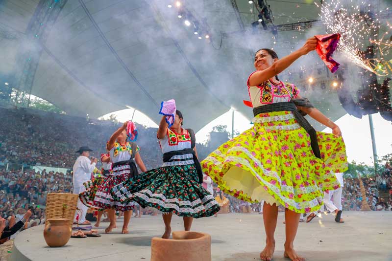 Guelaguetza 2025: Realizan el Primer Lunes del Cerro en Oaxaca