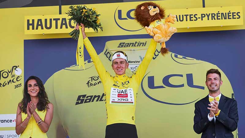 Pogačar da un golpe en el Tour de Francia: gana en solitario la etapa 12 y se viste de amarillo